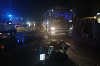 marmaris tur otobüsü, marmaris kaza, marmaris trafik kazası, marmaris tur otobüsü kaza, marmariste tur otobüsü karşı şeride geçti