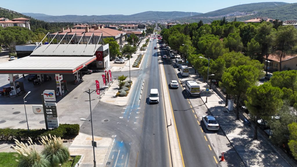 menteşe yol, menteşe asfalt yol çalışması, menteşede 17 milyonluk yol çalışması, menteşe yol çalışması , muğla büyükşehir belediyesi