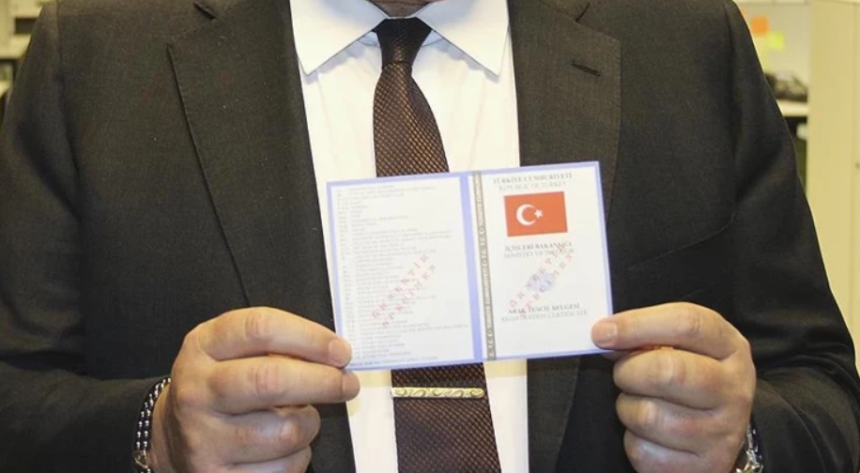 ruhsat seri numarası nedir, ruhsat seri numarası nerede yazar, ruhsat seri no öğrenme, ruhsat seri numarası sorgulama, araç ruhsat seri numarası