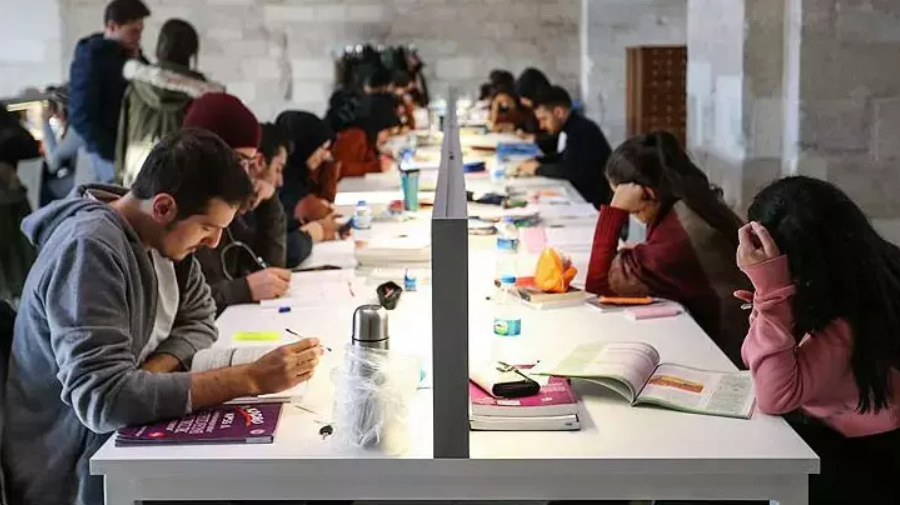 üniversite e-kayıt tarihleri, üniversite kayıt ne zaman, üniversite kayıt nasıl yapılır, ünversite internet kayıt, e kayıt tarihleri