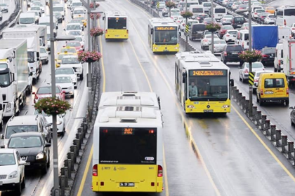 son dakika metrobüs kazası, kadıköy metrobüs kazası, acıbadem metrobüs kazası, kadıköyde metrobüs kazası, istanbul metrobüs kazası