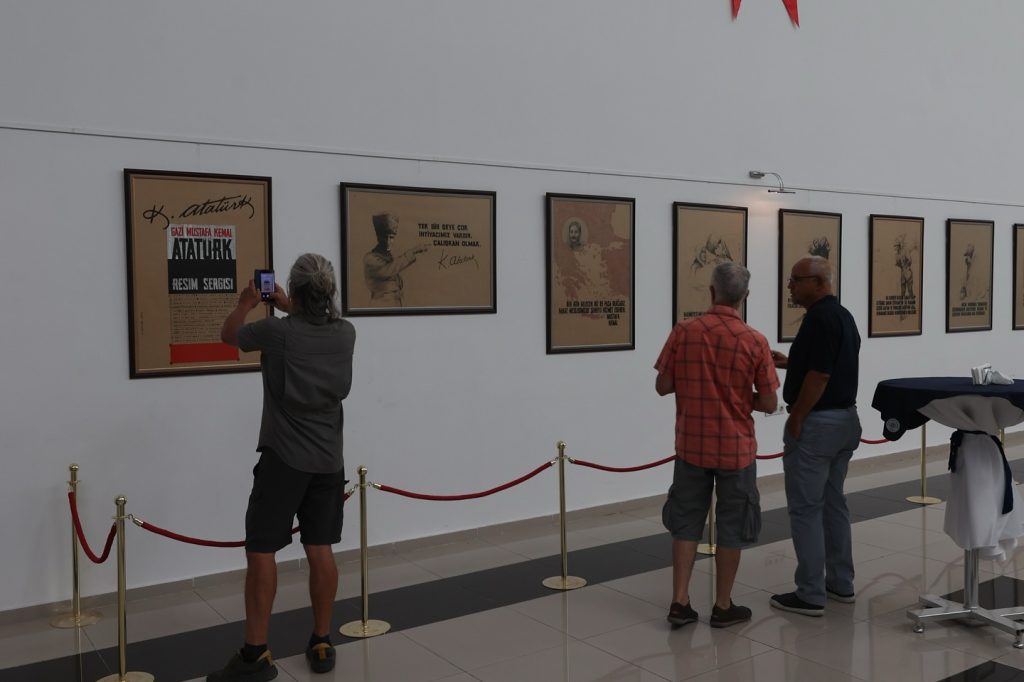 menteşe gazi mustafa kemal atatürk sergisi, menteşe resim sergisi, ayten taşpınar muğla, ayten taşpınar resim sergisi, menteşe atatürk resim sergisi