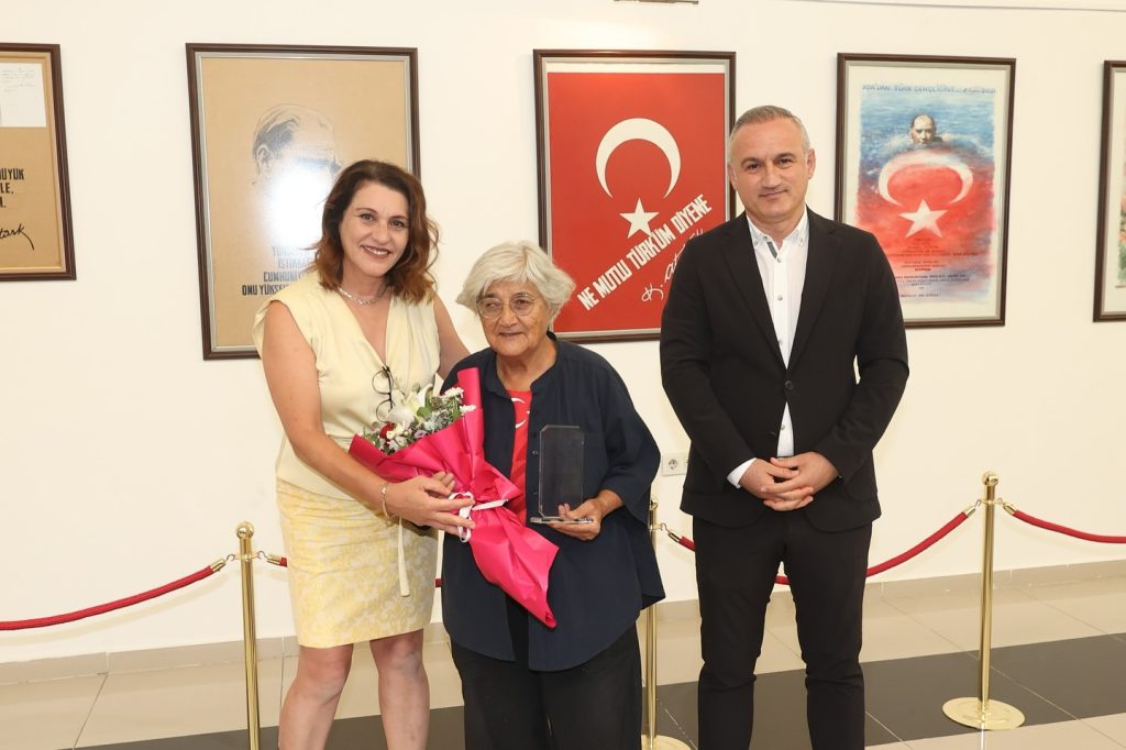 menteşe gazi mustafa kemal atatürk sergisi, menteşe resim sergisi, ayten taşpınar muğla, ayten taşpınar resim sergisi, menteşe atatürk resim sergisi