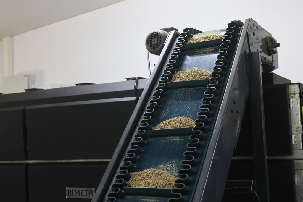 muğla büyükşehir belediyesi mama, kedi köpek mama üretim tesisi, muğla büyükşehir belediyesi mama üretim tesisi, muğla mama üretim tesisi, muğla kedi köpek mama üretim tesisi