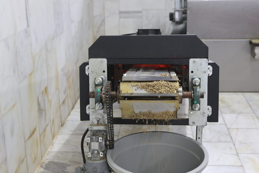 muğla büyükşehir belediyesi mama, kedi köpek mama üretim tesisi, muğla büyükşehir belediyesi mama üretim tesisi, muğla mama üretim tesisi, muğla kedi köpek mama üretim tesisi