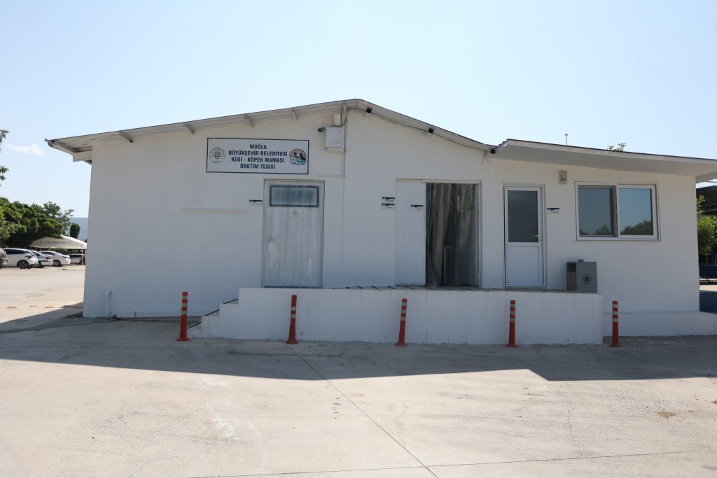 muğla büyükşehir belediyesi mama, kedi köpek mama üretim tesisi, muğla büyükşehir belediyesi mama üretim tesisi, muğla mama üretim tesisi, muğla kedi köpek mama üretim tesisi