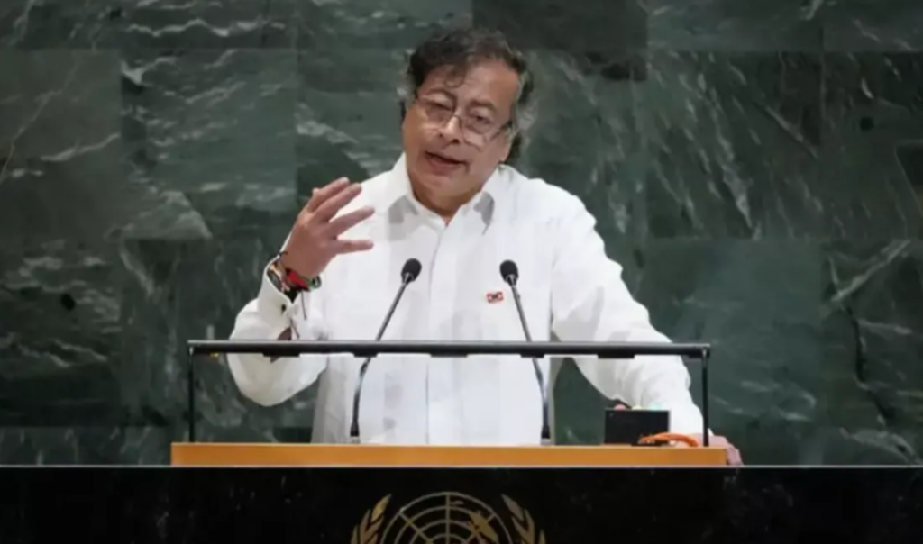 kolombiya başkanı, kolombiya israil, kolombiya, kolombiya israil diplomatik heyetini, gustavo petro