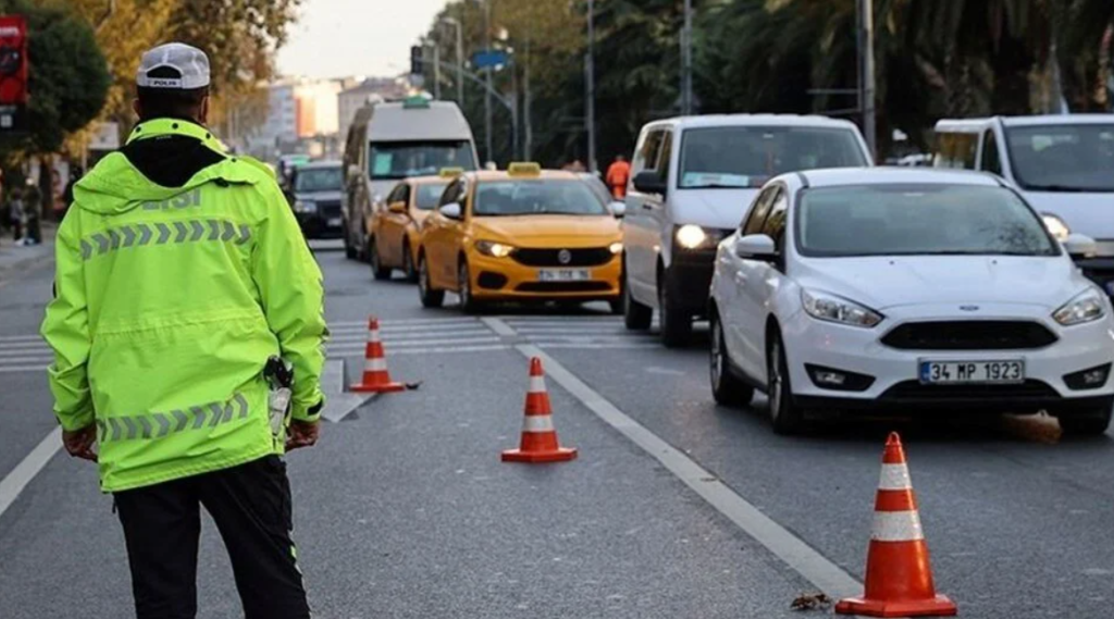 19 ve 29 ekim'de hangi yollar trafiğe kapatılacak, istanbul'da trafiğe kapalı olacak yollar, 29 ekim trafiğe kapalı yollar, istanbulda trafiğe kapalı yollar, 29 ekim hangi yollar trafiğe kapatılacak