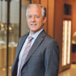 murat tomruk kimdir, divan otel, divan otel operasyon, divan otel kimin, murat tomruk
