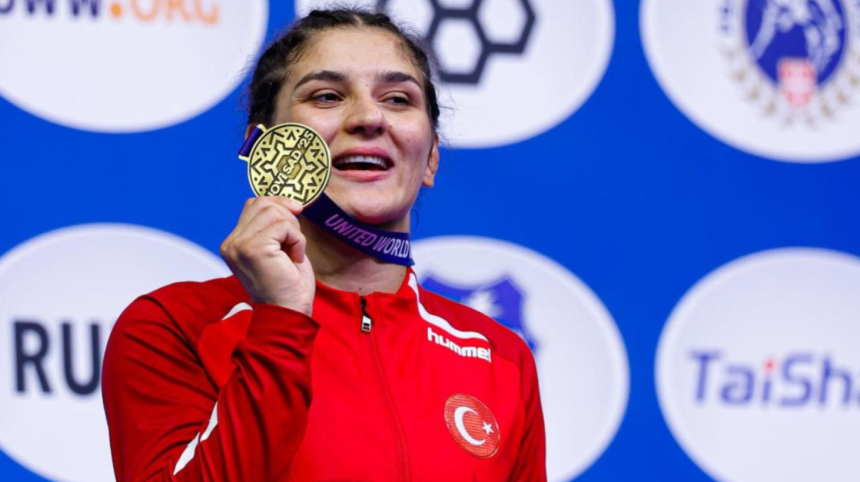 nesrin baş, nesrin baş kimdir, nesrin baş nereli, nesrin baş u23 dünya şampiyonu, nesrin baş güreş