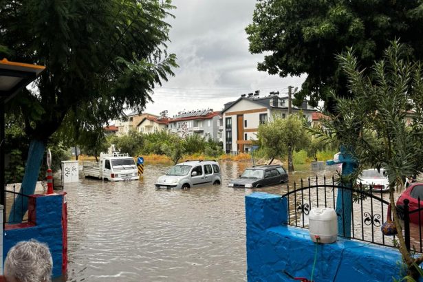 fethiye sağanak, fethiye sağanak yağış, fethiye, fethiye şiddetli yağmur, fethiye yağış