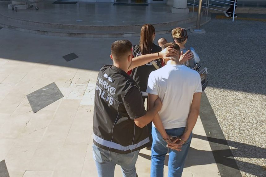 muğla, denizli yolu uygulama noktası uyuşturucu, muğla uyuşturucu, muğla uyuşturucu operasyonu, uyuşturucu