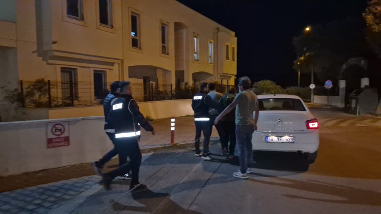 bodrumdaki rüşvet operasyonu, niyazi atare, niyazi atare tutuklandı, chp meclis üyesi, bodrumda rüşvet