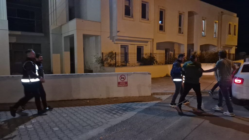 bodrumdaki rüşvet operasyonu, niyazi atare, niyazi atare tutuklandı, chp meclis üyesi, bodrumda rüşvet