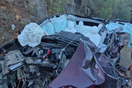 bodrum kaza, bodrum trafik kazası, bodrumda tır ile otomobil çarpıştı, torba-gölköy yolunda kaza, torba-gölköy yolu