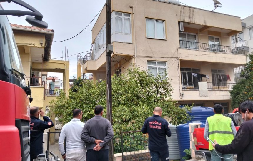 milas yangın, milas ev yangını, milasta çıkan yangın, milas, milastaki evde çıkan yangın