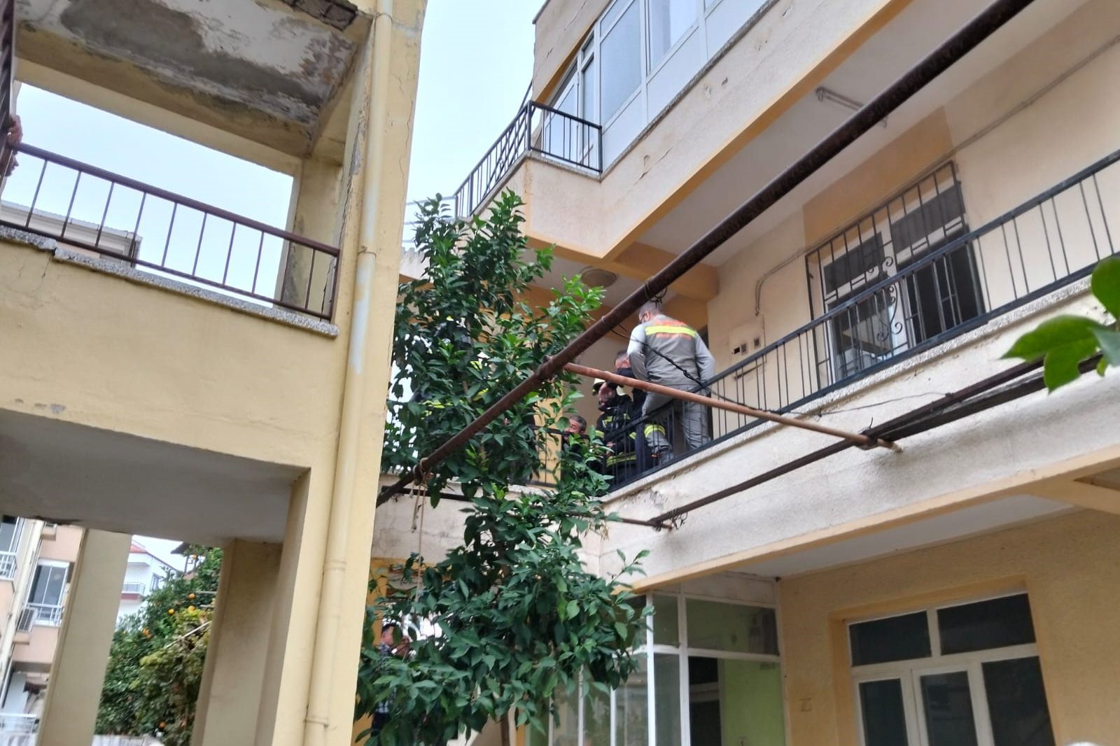 milas yangın, milas ev yangını, milasta çıkan yangın, milas, milastaki evde çıkan yangın