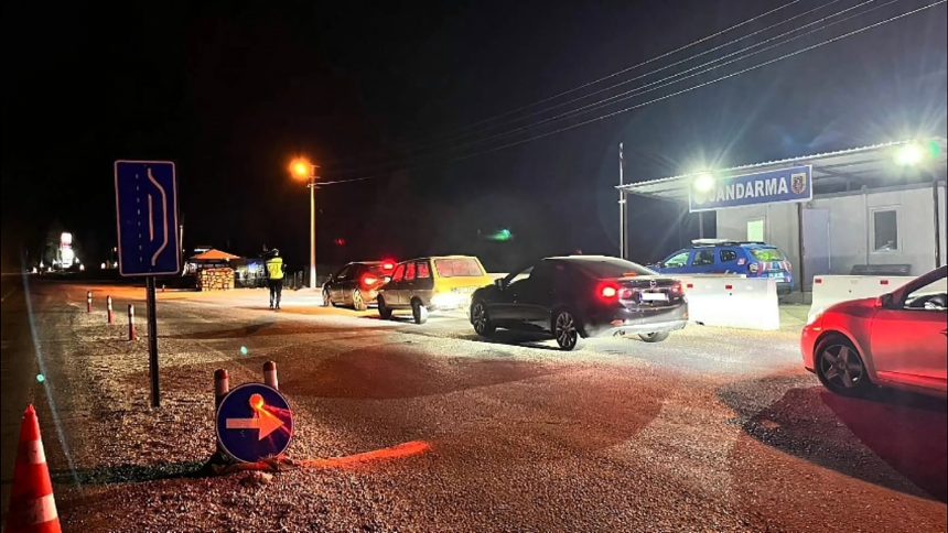 muğla çeşitli suçlar, muğla çeşitli suçlardan aranan şahıslar, muğlada 20 şüpheli tutuklandı, muğla jandarma, muğla