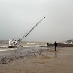 marmaris yelkenli, marmaris sağanak yağış, marmaris fırtına, marmaris, marmariste kıyıya vuran yelkenliler