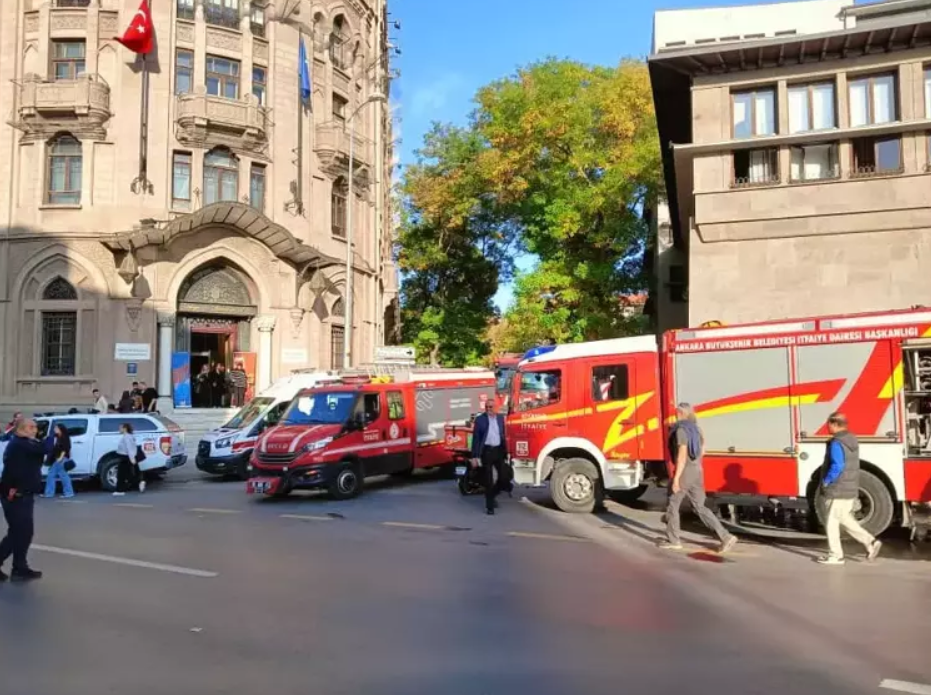 ankara sosyal bilimler üniversitesi yangın söndürme, ankara sosyal bilimler üniversitesi, ankara son dakika, ankara son dakika haber, ankara haber