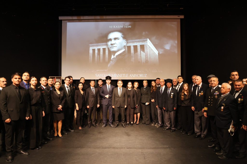 marmaris 10 kasım, marmaris 10 kasım atatürkü anma, marmaris 10 kasım atatürkü anma günü, marmaris atatürkü anma töreni