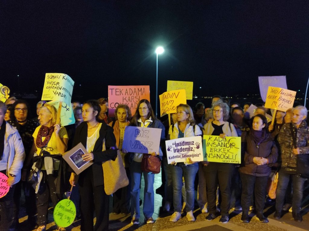 marmaris 25 kasım, marmaris kadın dayanışma, marmaris kadın dayanışma 25 kasım, marmaris kadın şiddetle mücadele günü, marmaris 