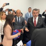 gizem özcan yusuf tekin, mecliste boş beslenme çantası, yusuf tekin, yusuf tekin boş beslenme çantası, gizem özcan