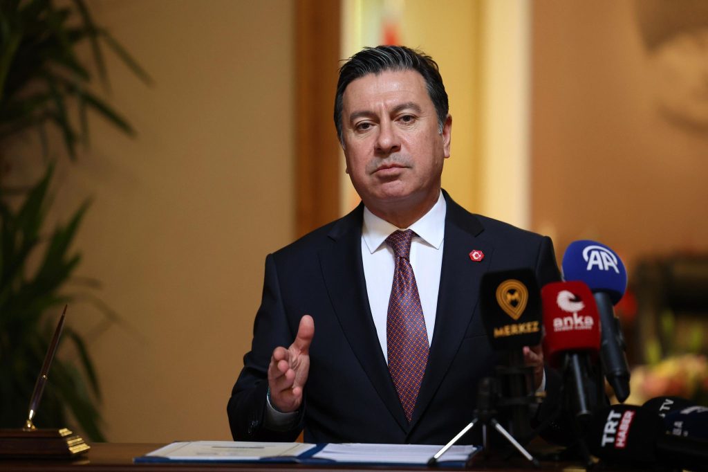 huzurevi için protokol Muğla Büyükşehir Belediyesi Ula Belediyesi huzurevi protokol imzalandı