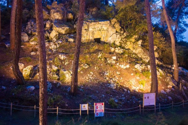 yeşilbelde kaya mezarı, marmaris kaya mezarı, marmaris yeşilbelde, marmaris ticaret odası, marmaris