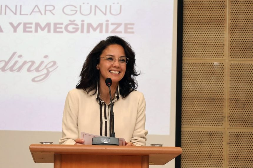 menteşe belediyesi doğum izni, menteşe belediyesi doğum izni süresi, menteşe belediyesi doğum izni altı ay, menteşe belediyesi, menteşe belediye başkanı gonca köksal