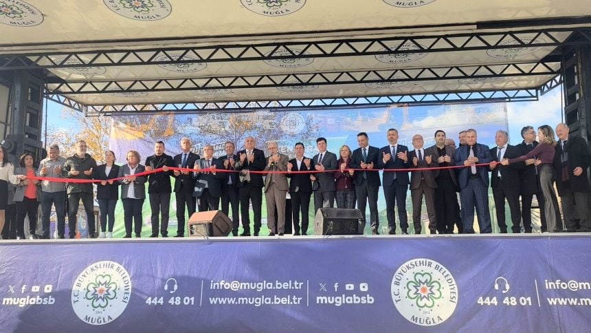 muğla büyükşehir hizmet aracı, Muğla Büyükşehir Belediyesi, ahmet aras açıklama, muğla hizmet araçları, Muğla Büyükşehir Belediyesi hizmet