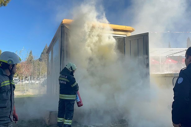 menteşe trafoda yangın, menteşe elektrik trafosu yangın, menteşe elektrik trafosu, menteşe yangın, menteşe