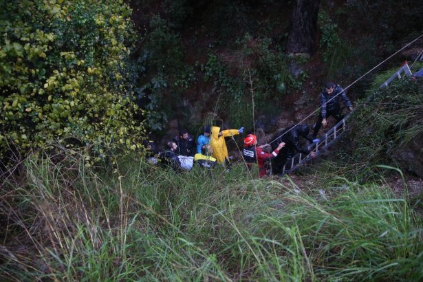 fethiye uçurum, fethiyede uçuruma düştü, uçuruma devrildi, fethiye, fethiye taşyaka