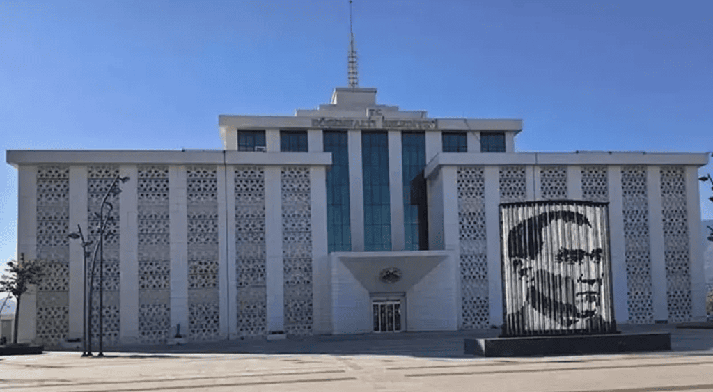 döşemealtı belediyesi hangi parti, döşemealtı belediyesi operasyon, antalya döşemealtı belediyesi, döşemealtı belediyesi yolsuzluk operasyonu, antalya döşemealtı