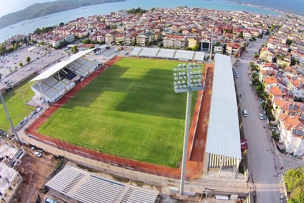 fethiye ilçe stadı, fethiyespor galatasaray maçı, fethiyespor, fethiyespor stadı, fethiyespor stat zemini