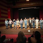 fareler ve insanlar oyunu fareler ve insanlar muğla, Muğla Sanat Tiyatrosu , Muğla Büyükşehir Belediyesi