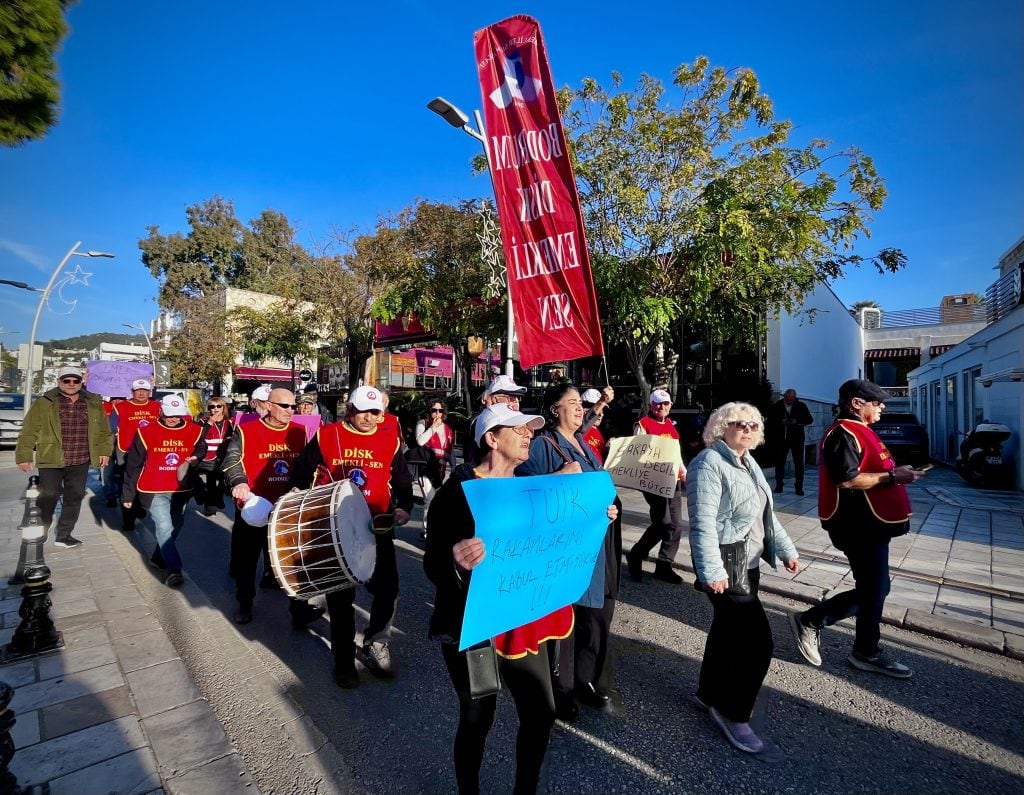 emekli, emekli maaşları, türkiyede emekli maaşları, emekli maaş zammı 2026, dev emekli sen bodrum