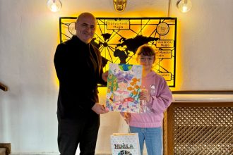 mayors of peace, mayors of peace ödülü, mayors of peace çocuk resim yarışması, elif kayra taşkaya, elif kayra taşkaya resim ödülü