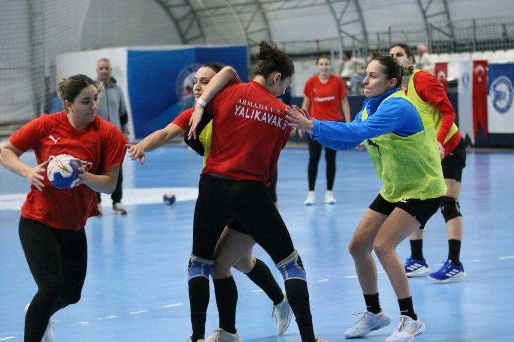 Armada Praxis Yalıkavakspor , THF Kadınlar Süper Ligi, Yalıkavakspor Kadınlar Süper Ligi, Yalıkavakspor thf , Yalıkavakspor sezon hazırlıkları