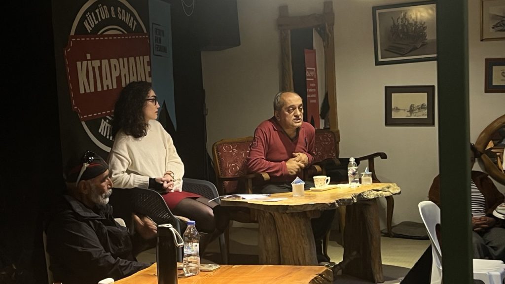 eyüphan başar, nehrin bir devinimi, türkiyedeki hapishaneler, ölüm orucu direnişi öyküleri, türkiyedeki hapishanelerin durumu