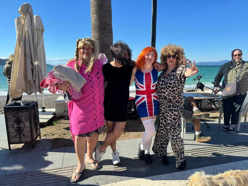 yeni yıl denize girdi yeni yılın ilk günü muğlada bodrum fethiye