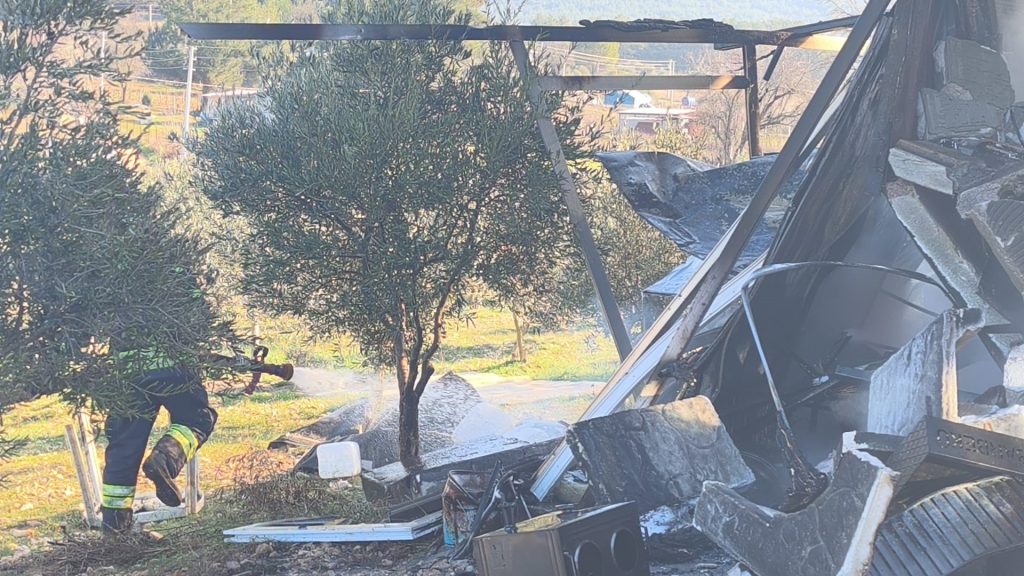 menteşe yangın, menteşe ev yangını, menteşe, menteşe ev, muğla yangın