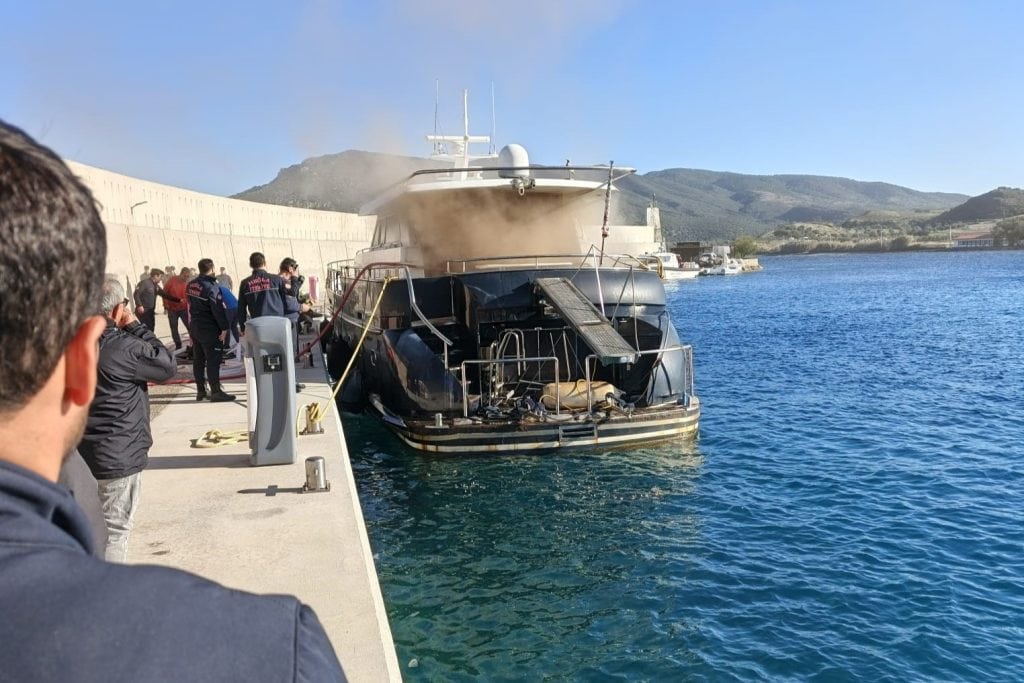 datça motoryat, datça motoryat yangın, datça marina, datça marina yangın, datça