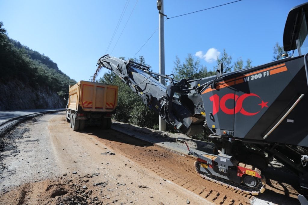 yol yatırımı muğla yatırım yol çalışması ahmet aras yatırım muğla büyükşehir belediyesi 