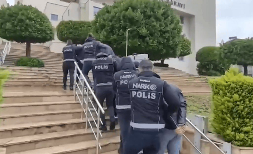 marmaris uyuşturucu operasyonu marmaris narkotik muğla emniyet müdürlüğü