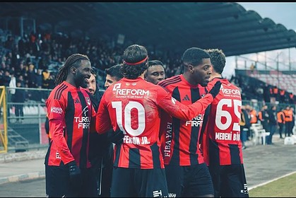 vanspor fk çorum fk maçı hangi kanalda, vanspor fk çorum fk ilk 11, vanspor fk çorum fk maç kadrosu, vanspor fk ilk 11, çorum fk ilk 11