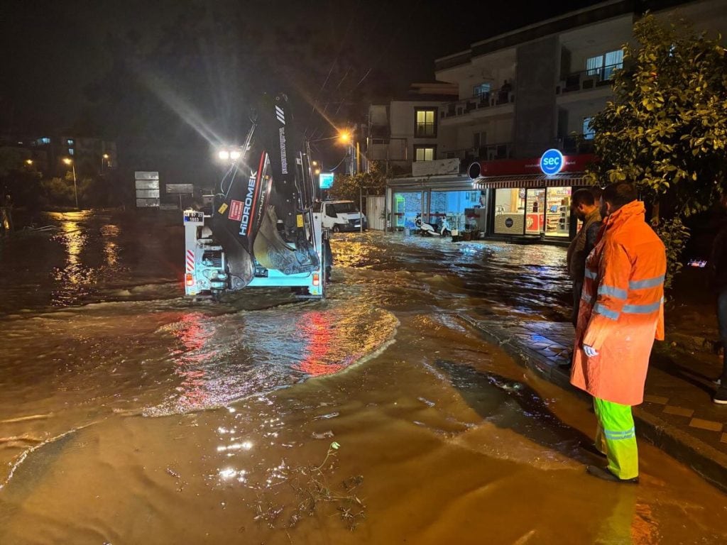 muğla milas sağanak yağış hava durumu