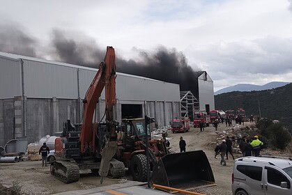 milas yangın, milas fabrika, milas fabrika yangın, milas gümüşdoğa su ürünleri, gümüşdoğa su ürünleri