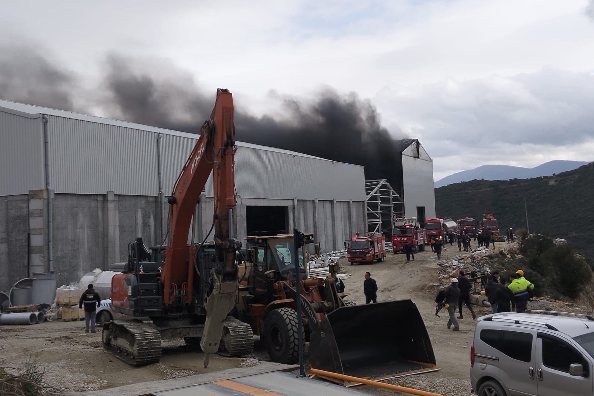 milas yangın, milas fabrika, milas fabrika yangın, milas gümüşdoğa su ürünleri, gümüşdoğa su ürünleri