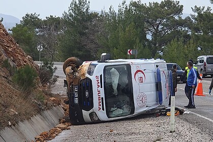 seydikemer ambulans kazası, seydikemer ambulans, ambulans kazası, muğla ambulans, seydikemerde ambulans kazası